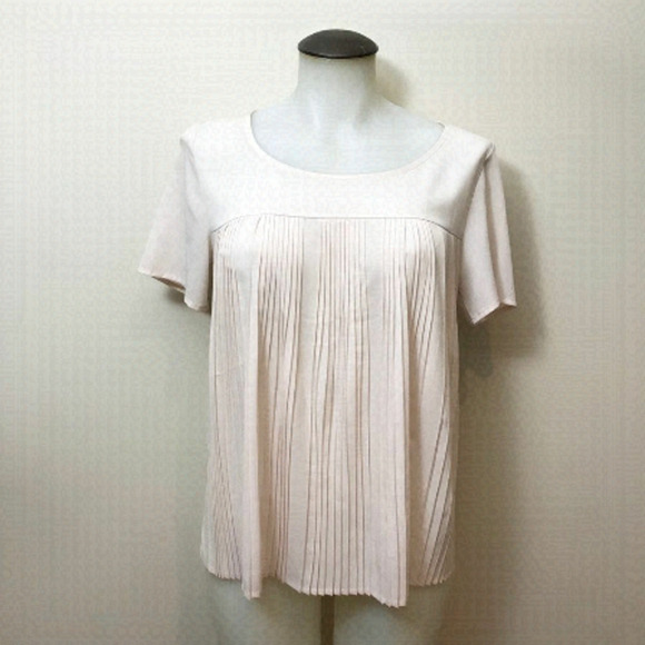 Light Pink Short Sleeve Blouse - Picture 1 of 8